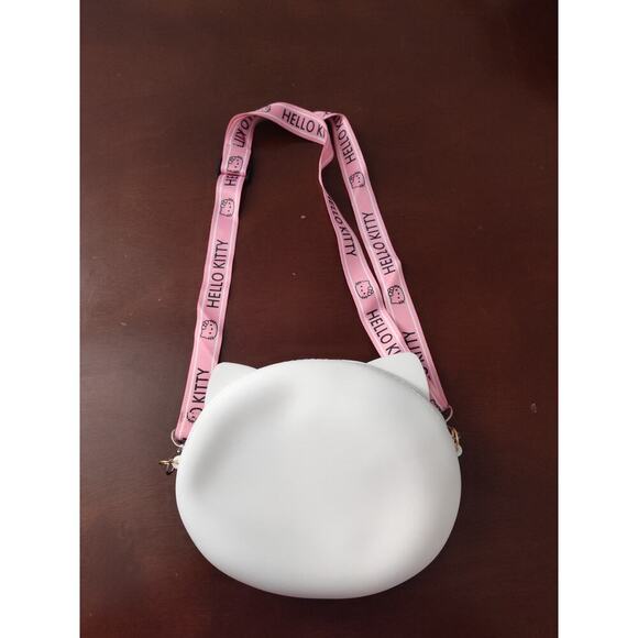 Hello Kitty Coin Purse New W/O Tags - Picture 2 of 4